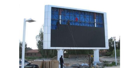 户外全彩led显示屏进水了，要怎么处理？